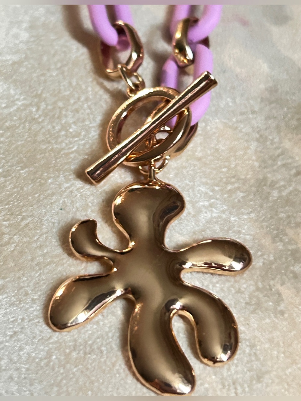 Gold Abstract Fashion Designer Pendant Necklaces Earrings | Pins & EUC